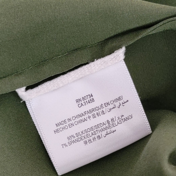 BCBG MaxAzria and Banana Republic Blouses. - Picture 6 of 16